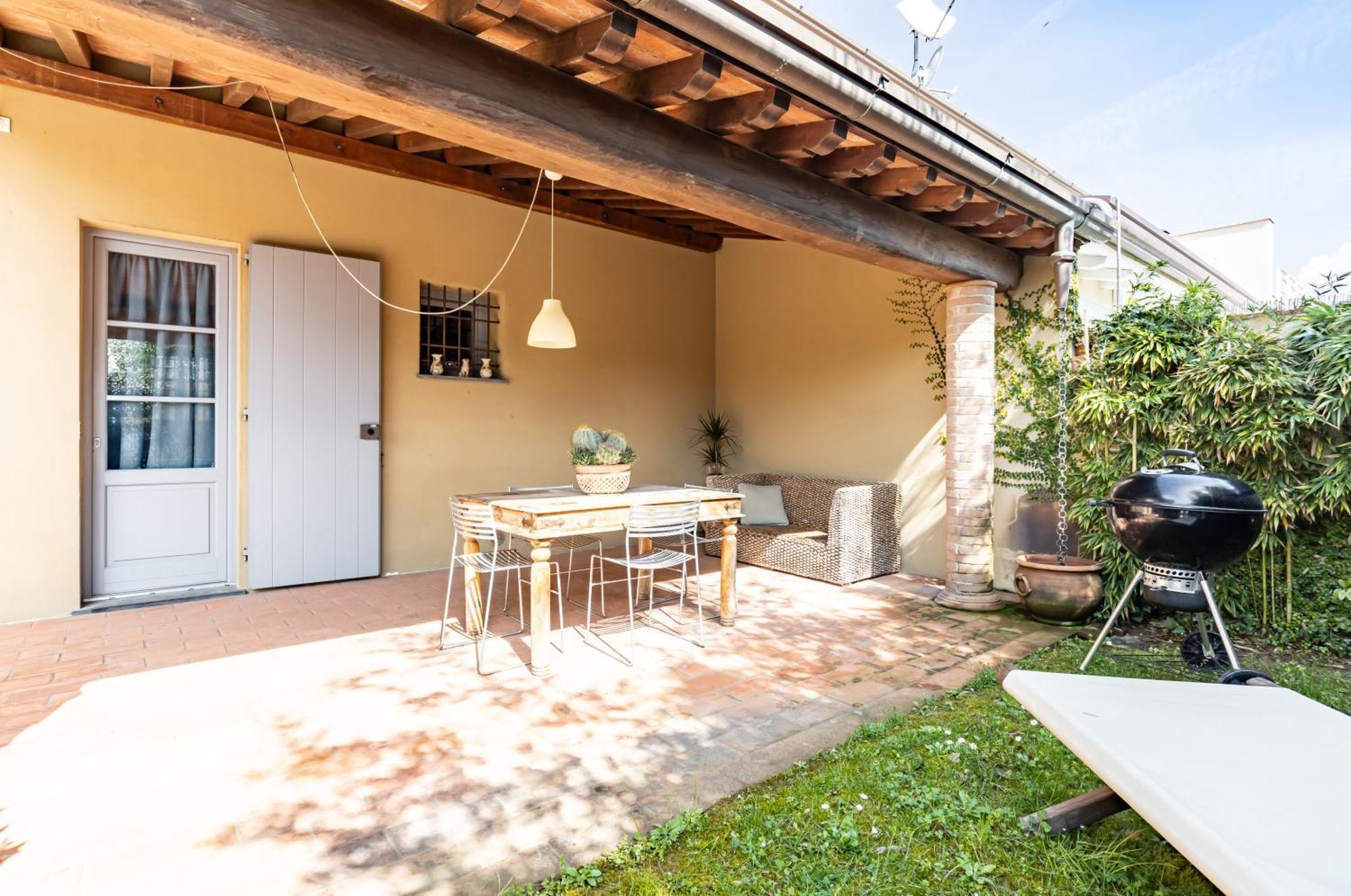 Residence La Mandolata Apartments W Pool & Parking! Camaiore Exterior photo